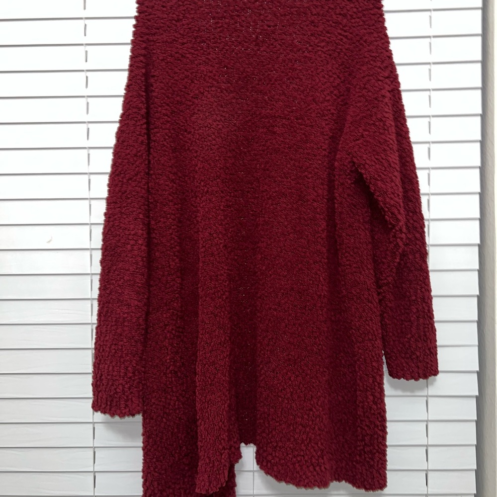Cozy Open-Front Women's Sweater Cardigan in Deep Burgundy - Picture 6 of 6
